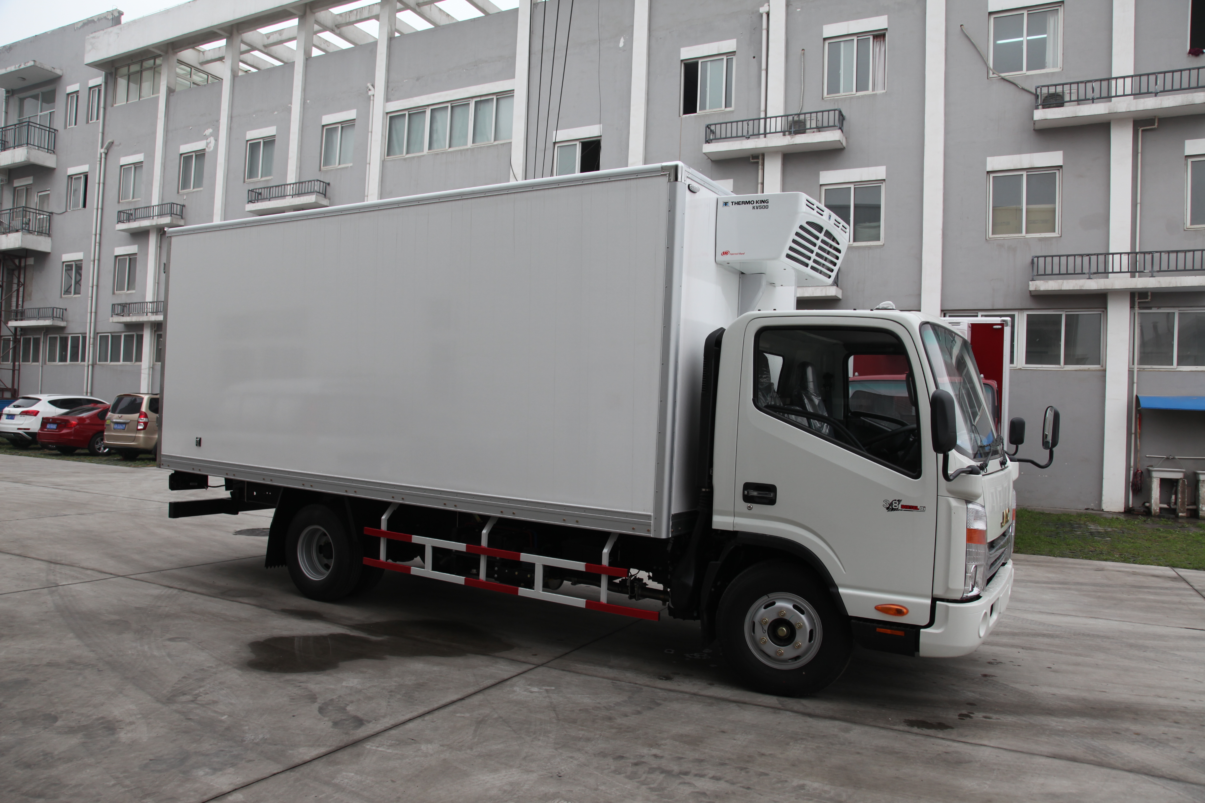 N56 Рефрижиратор